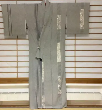 작가 작품 이중 기모노 부착 블랙 화이트 모던