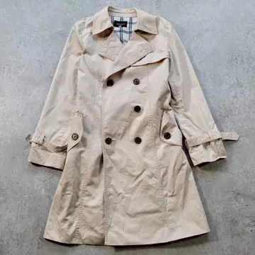 [새상품급] JUSGLITTY 저스길리티 트렌치코트 S~슬림M 상당