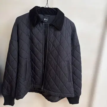 UNIQLO 블랙 퀼팅 봄버 자켓