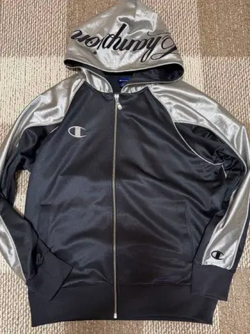 챔피온 마사토 모델 후드 부착 저지 후드티 L 블랙 x 실버