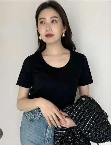 반팔 셔츠 블랙