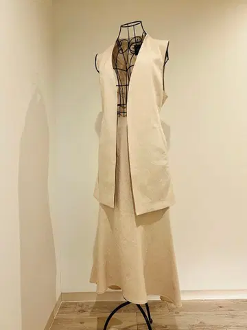 PLST 베이지 스커트 셋업