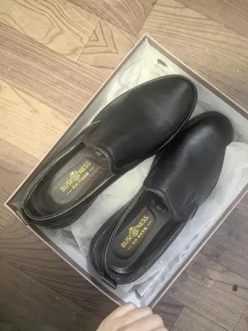 BUSINESS 블랙 슬립온