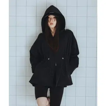 새상품급 발수 UV 컷 허리 드로 후드티 블랙