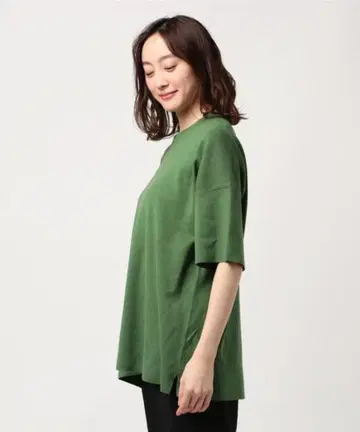 히가시하라 아키 착용 미라 오웬 T셔츠 라이크 니트 그린 코튼 반팔