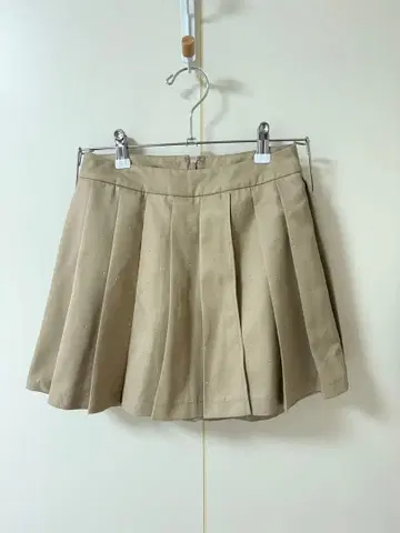 베이지 플리츠 스커트