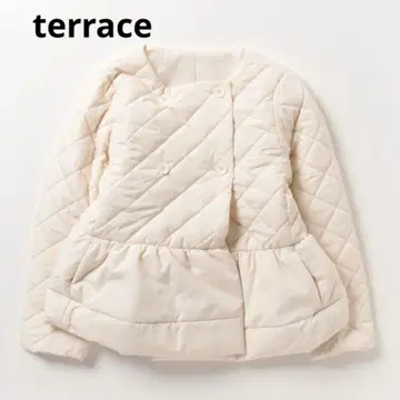 terrace 아이보리 퀼팅 페플럼 자켓