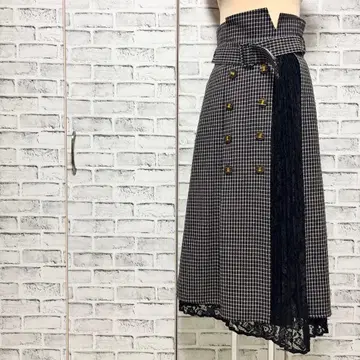 Lily Brown 릴리 브라운 이소재 절개 스커트 롱 스커트