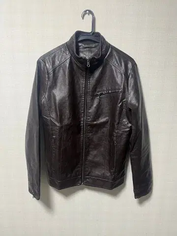 다크 브라운 가죽 라이더 자켓