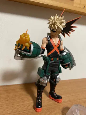 바쿠고 카츠키 피규어 제일복권 마스터라이즈 B상 박스 없음