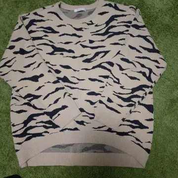 시뇽 제브라 니트