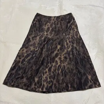 y121008 BASILE28 플레어 스커트 레오파드 42