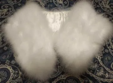 화이트 페더 스톨 기모노용 박스 포함