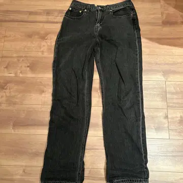 Levi's 로우 프로 스트레이트 데님 블랙 데님