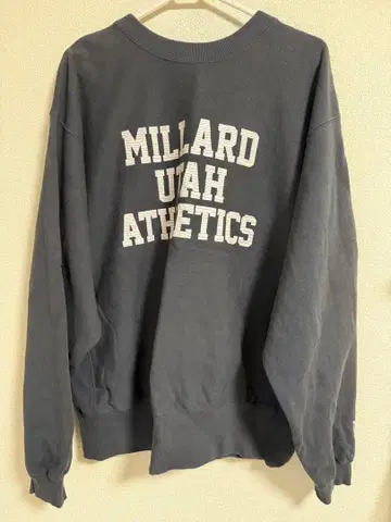 Ungrid 로고 맨투맨