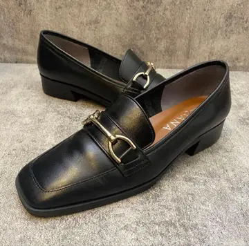 다이애나 비트 로퍼 23cm