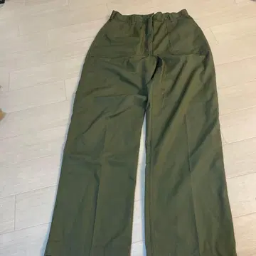 유틸리티 팬츠 올리브색