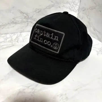 y121012 CAPTAIN FIN 캡 블랙 로고