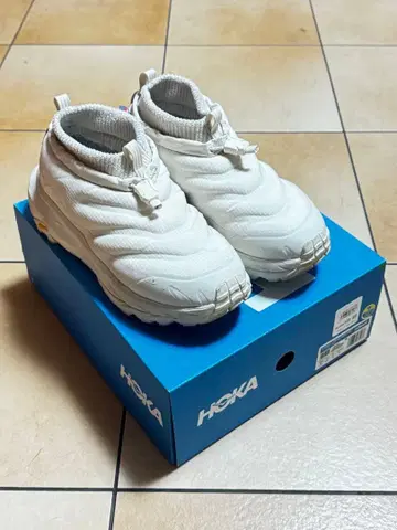 호카 오네 HOKA 2 프로스트 모크 GTX 스니커즈