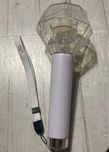 M!LK 컬러 체인지 응원봉 밀크 크리스탈 2