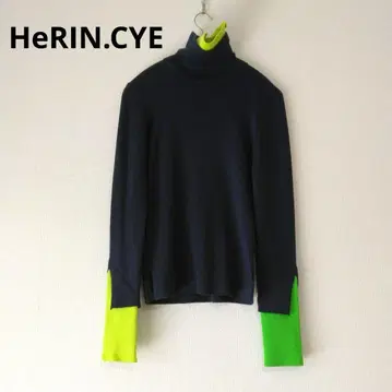 레어 HeRIN.CYE 해린 도트 사이 리브 터틀 니트 네이비
