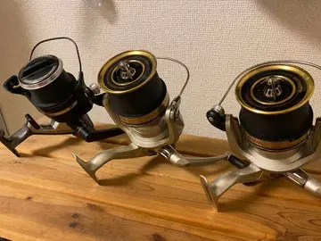 다이와 파인서프 35 굵은 실 2개 시마노 파워에어로 GT7000