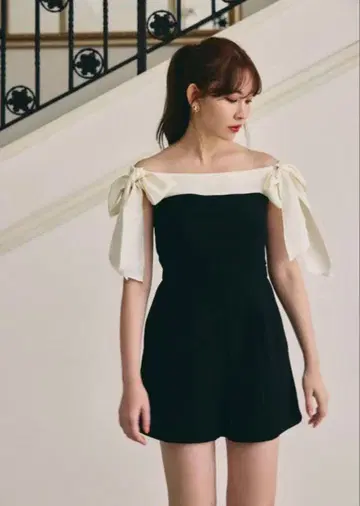 Herlipto Two-Tone Ribbon Romper S