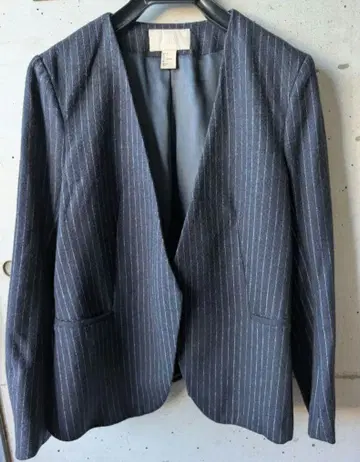 H&M 노카라 울 혼방 네이비 핀스트라이프 자켓 새상품급 36
