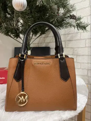 MICHAEL KORS 브라운 핸드백