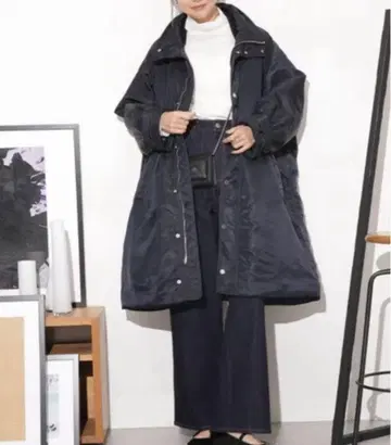 새상품급 어퍼 하이츠 upper heights 벤치 코트