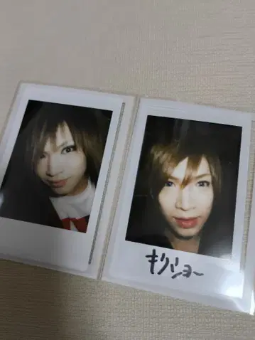 골든 봄버 금폭 키류인 쇼 사인 폴라로이드 사진 새상품급 세트