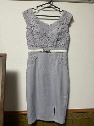 JEWELS 그레이 레이스 타이트 드레스