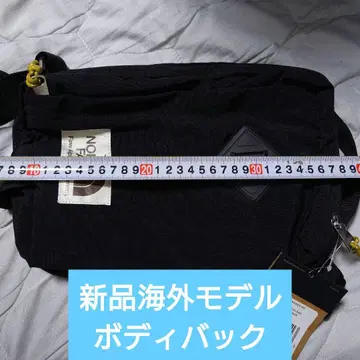 새상품 THE NORTH FACE 바디백 블랙