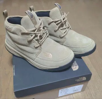 THE NORTH FACE 베이지 부츠