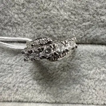 플라티나 900 다이아몬드 반지 0.67ct 4.9g