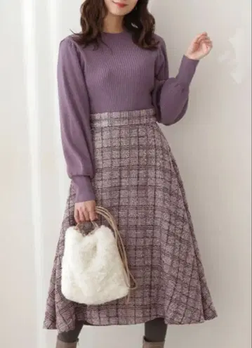 새상품급 프로포션 바디 드레싱 체크 트위드 플레어 스커트 핑크