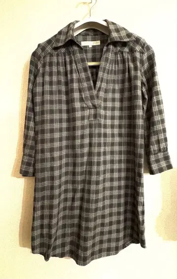 베로니크 블랑키노 체크 무늬 셔츠 원피스 36