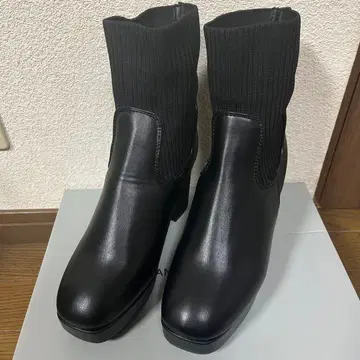 블랙 니트 부츠 하이힐