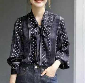 IENA 이에나 보타이 V넥 블라우스 네이비 도트 무늬 일본제