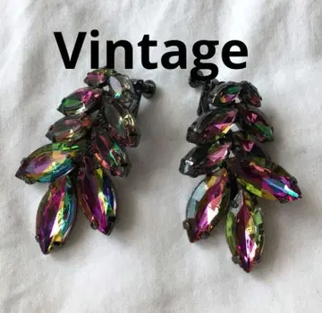 빈티지 아이리스 유리풍 귀찌 블랙 건메탈 아크릴