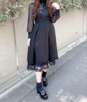 레이스업 롱 쉬폰 원피스 ROJITA