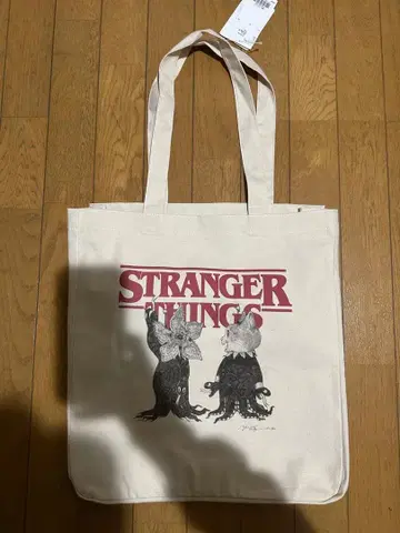 코미콘2025 회장 한정판 히구치 유코 토트백