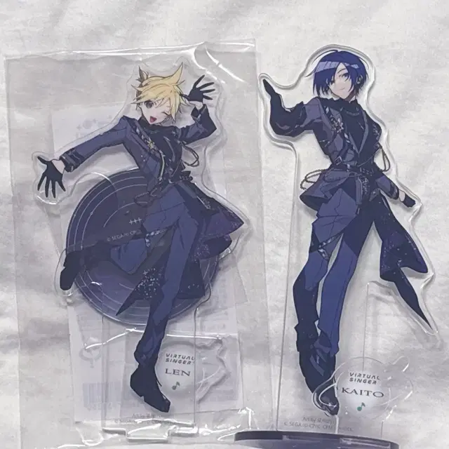 프세카 앙스타 콜라보 아크릴 스탠드 카가미네 렌, 카이토 일괄