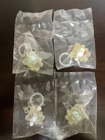 메지루시 액세서리 라떼곰 디자인 산리오