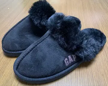 [ 택 포함 미사용품 ] GAP 갭 샌들 슬립온 겨울용 24