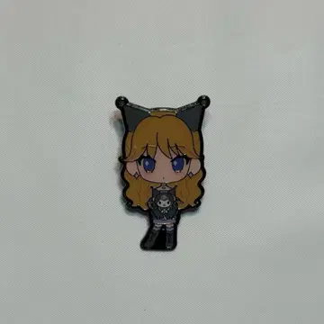 LE SSERAFIM 사쿠라 쿠로미 핀 배지
