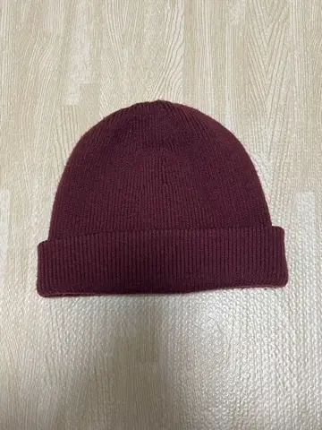 Aritzia 니트 모자 와인 레드 니트 모자 비니 모자 해외 브랜드