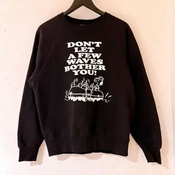 헤비웨이트 맨투맨 풀오버 블랙 스누피