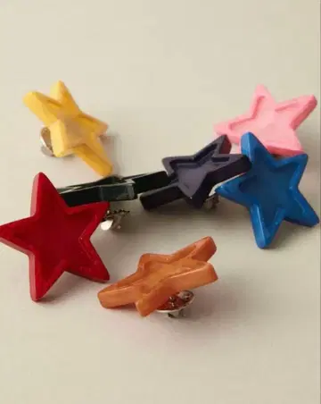 MASU 스타 브로치