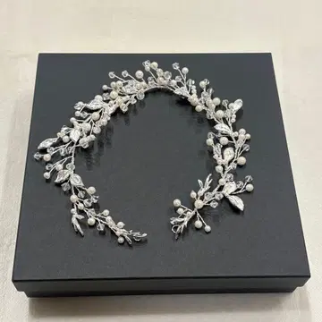 [ 새상품급 ] 와타베웨딩 헤드 액세서리 티아라 PV-9